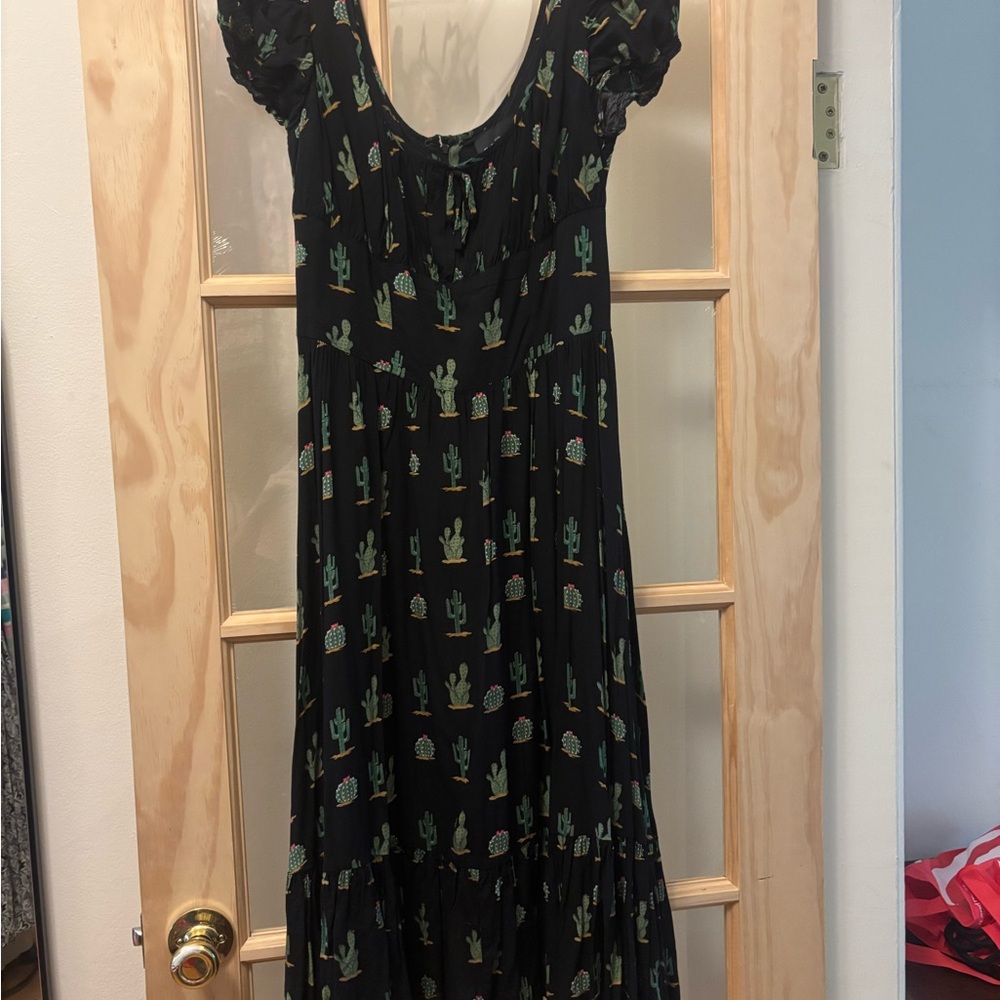 Collectif Black Maxi Dress with Green Cactus Print
